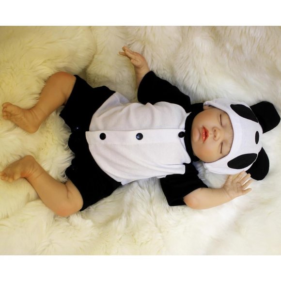 Silicone Reborn Baby Dolls Feel Real - Picture 3 of 7